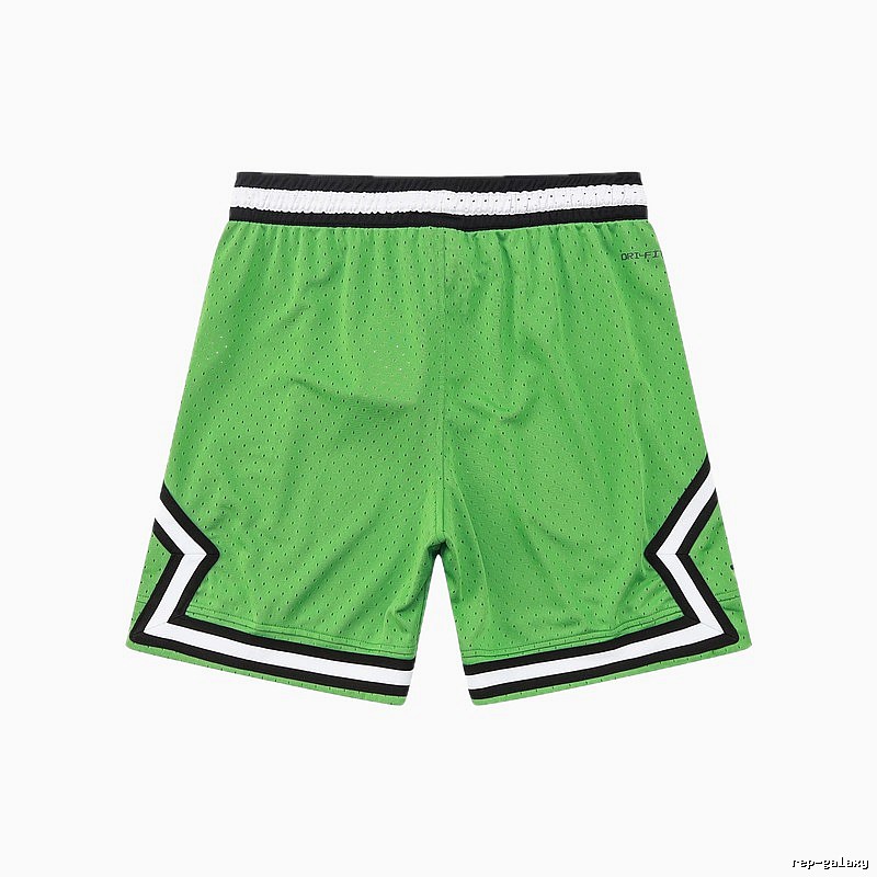 AJ basketball-style green shorts
