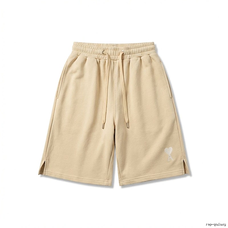 AMI casual style khaki shorts