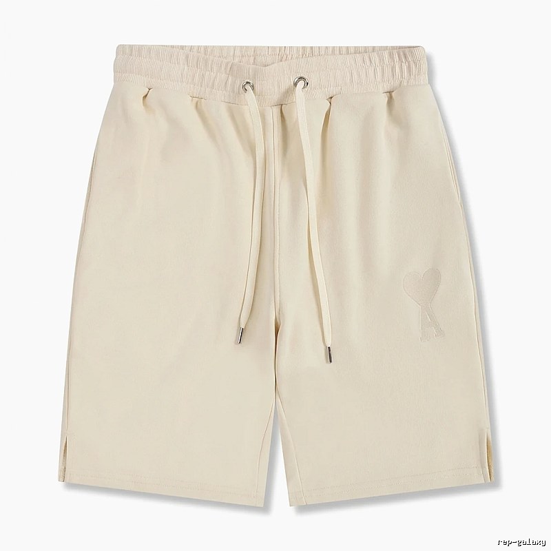 AMI casual style off-white shorts