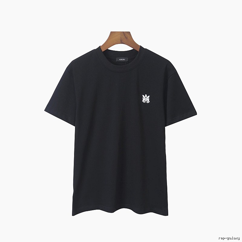 Amiri Classic Logo T-shirt Black Small AM for Daily Styling