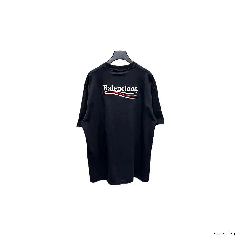 Balenciaga minimalist style black T-shirt