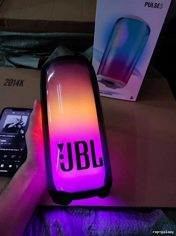 Color Light Portable Speaker JBL Speaker for Casual Outfits