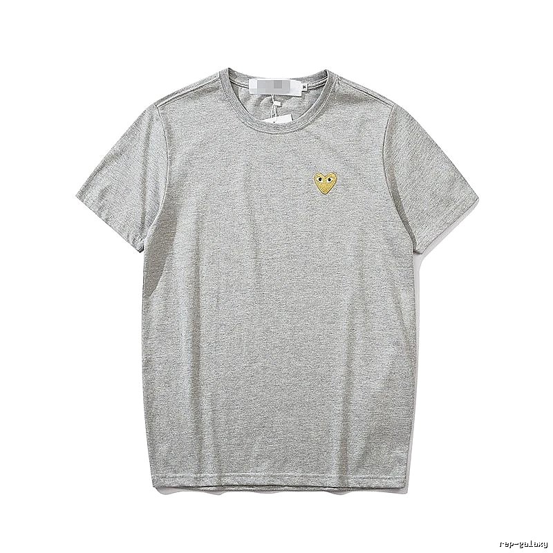 Comme des Garcons PLAY 2021-53 Gray Style 2153 Heart Logo T-Shirt Training Look