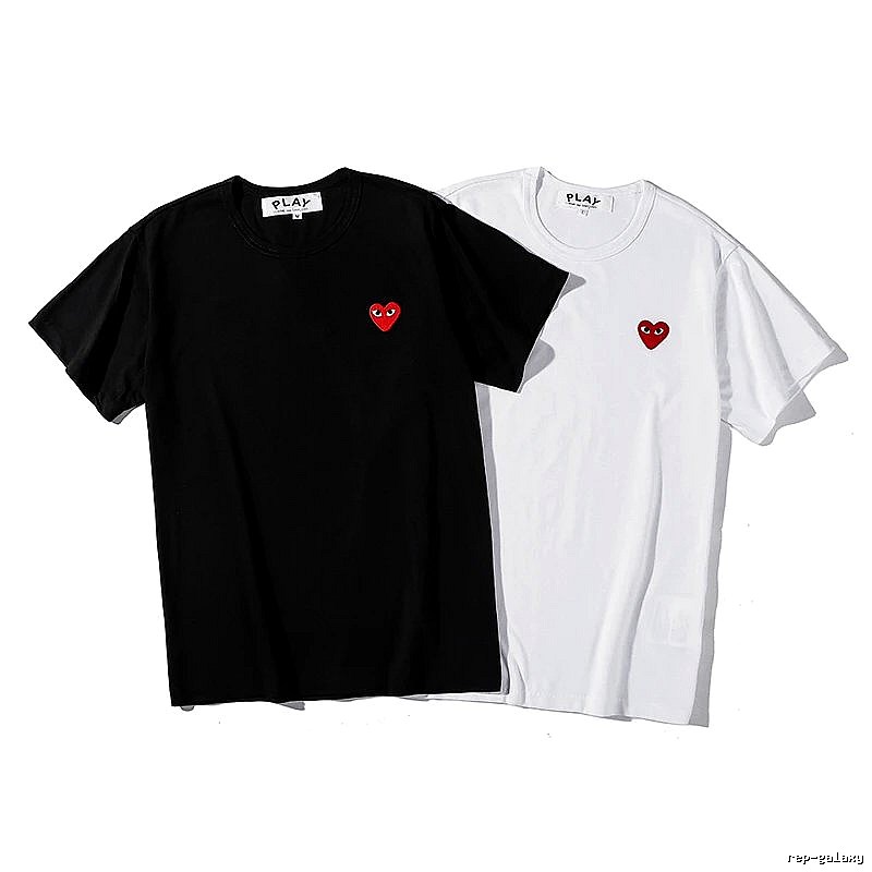 Comme des Garcons PLAY Graphic Tee Focus Heart Logo T-Shirt Daily Styling