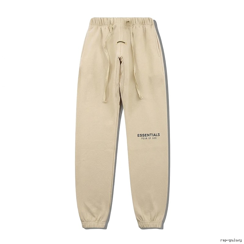 ESSENTIALS minimalist khaki pants