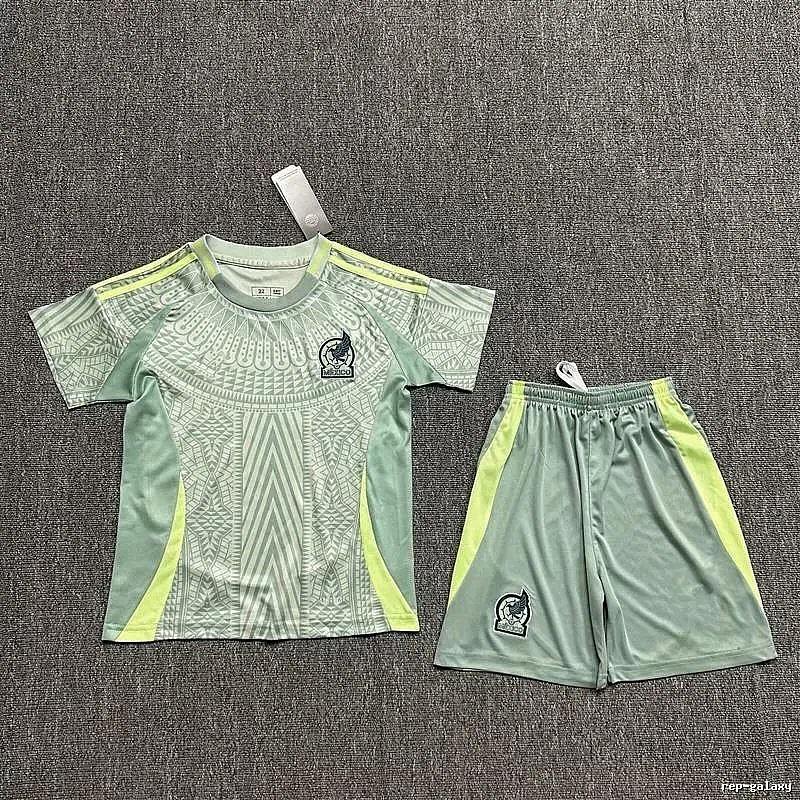 Germany Streetwear Soccer jersey set White Germany Football with Practical Shape
