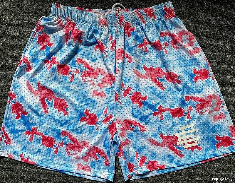 Gucci Urban Floral shorts Cream Yellow Floral with Casual Appeal