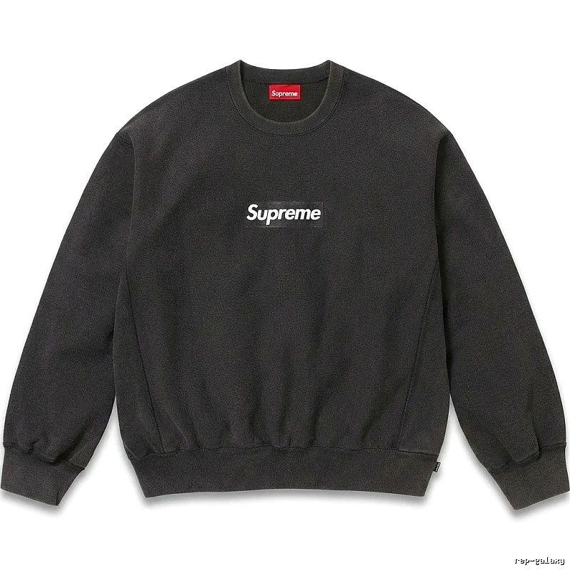 Supreme classic minimalist style black sweatshirt