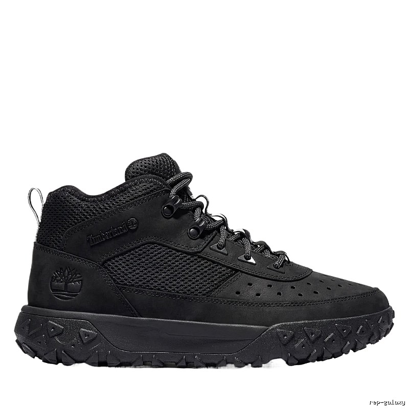Timberland outdoor style black shoes